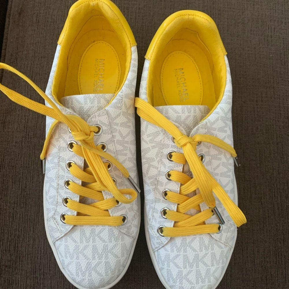 Micheal Kors Womens Size 5 Yellow and White Sneakers